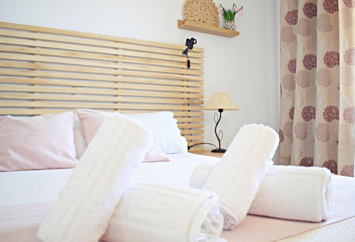 Apartamento Beautiful Flat In Benalbeach In Front Of The Sea Benalmádena